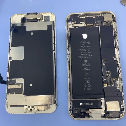 iPhone8 パネル交換